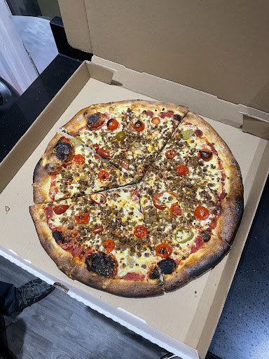 Photo of Real Canadian Pizza & Donair | Halal Pizza | Halal Wraps | Halal Wings | Platters - 702 Broadway Ave, Saskatoon, SK S7N 1B4